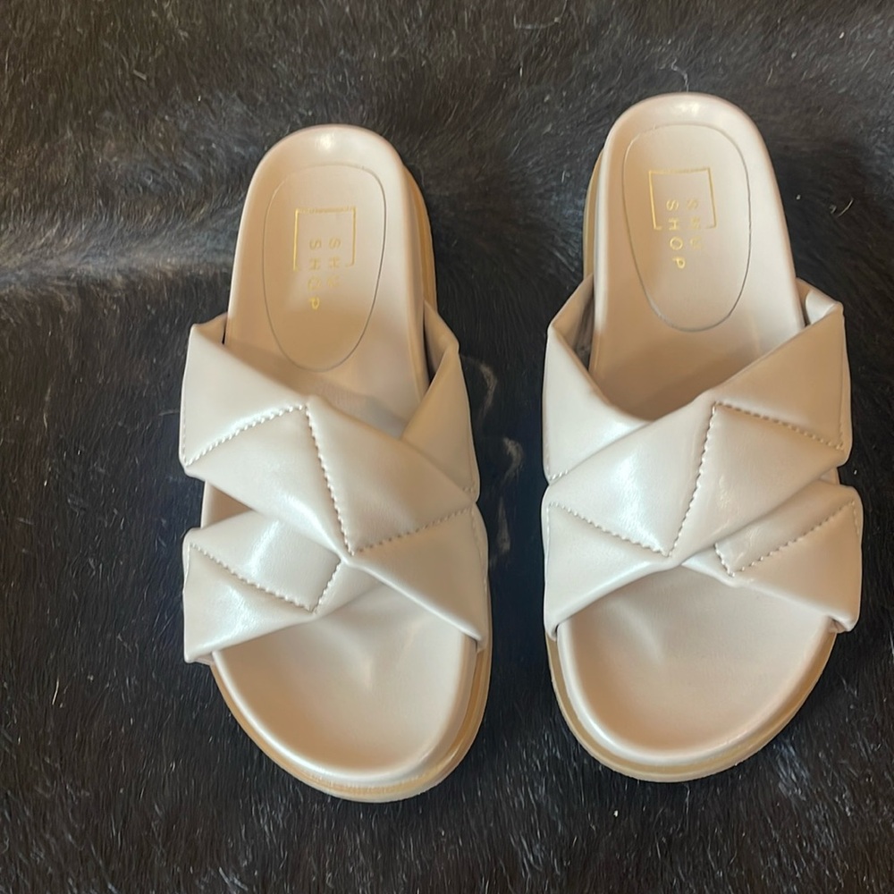 Women’s Slide